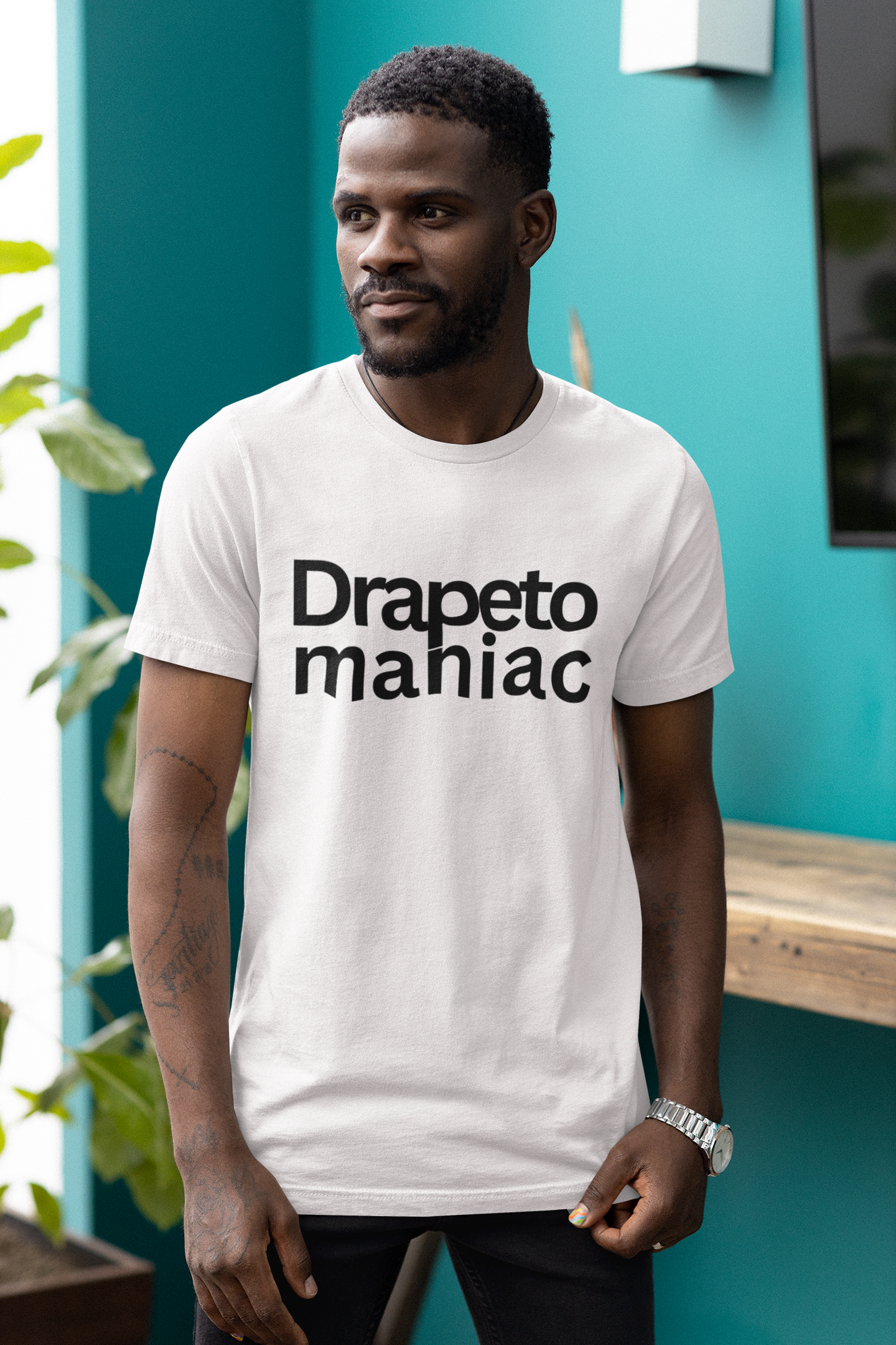 Drapeto Tee